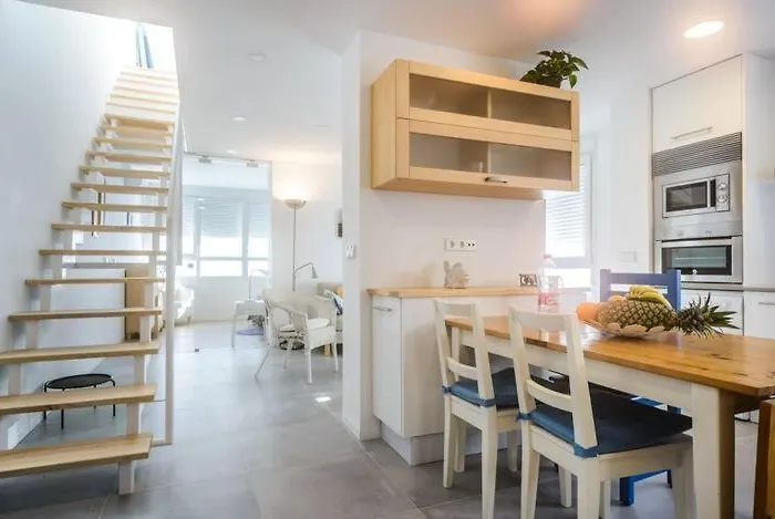 Estudio Con Terraza Vistas Al Mar 公寓 *